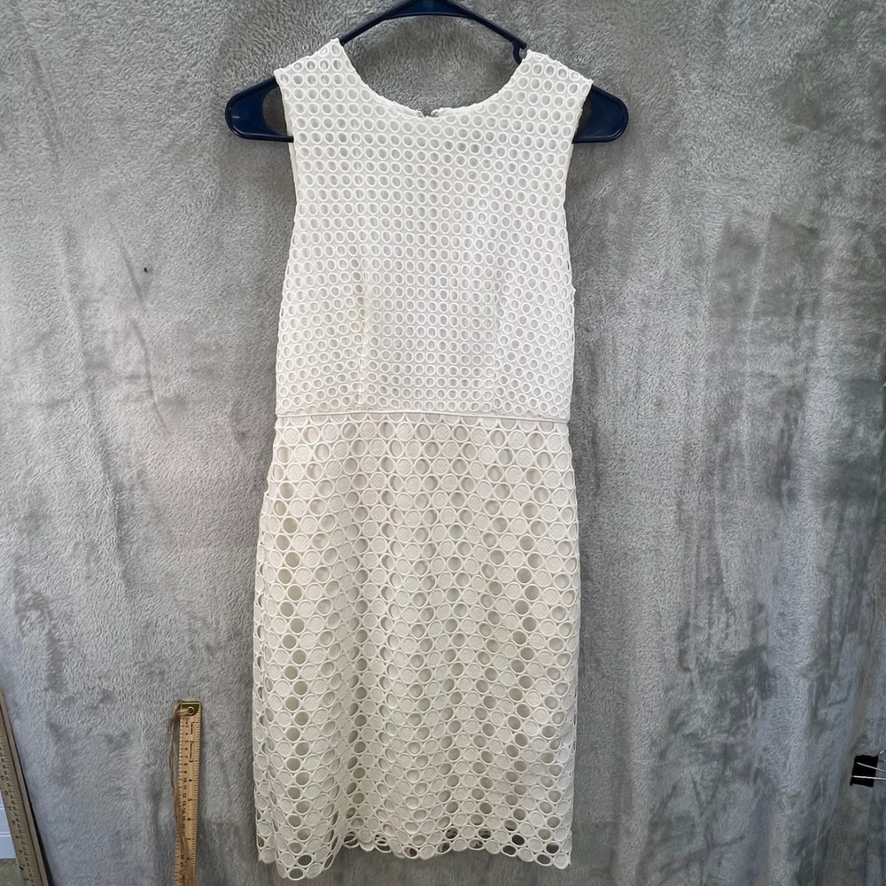 Ann Taylor 2 Petite White Circle‎ Eyelet Lace Sheath Sleeveless Wedding Cocktail